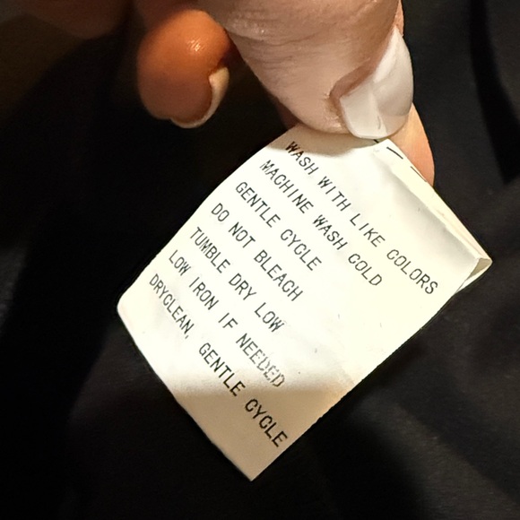 Chic Black Dress with White Bows Large Amazon 4.8 ⭐️ You will get Compliments - Picture 6 of 6